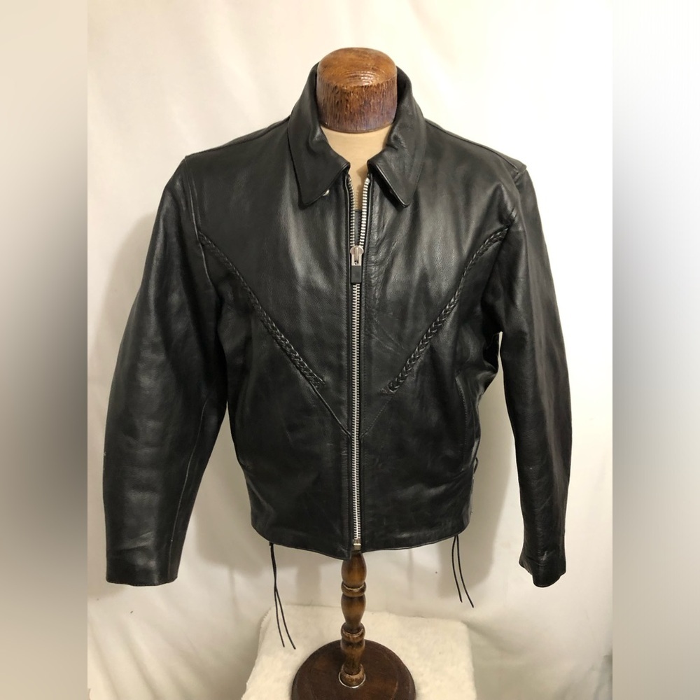 Womens Genuine Black Leather Jacket. Size XL. Purchased in Italy. Like New.